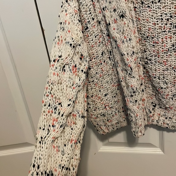 moon & madison speckled cardigan - Picture 3 of 4